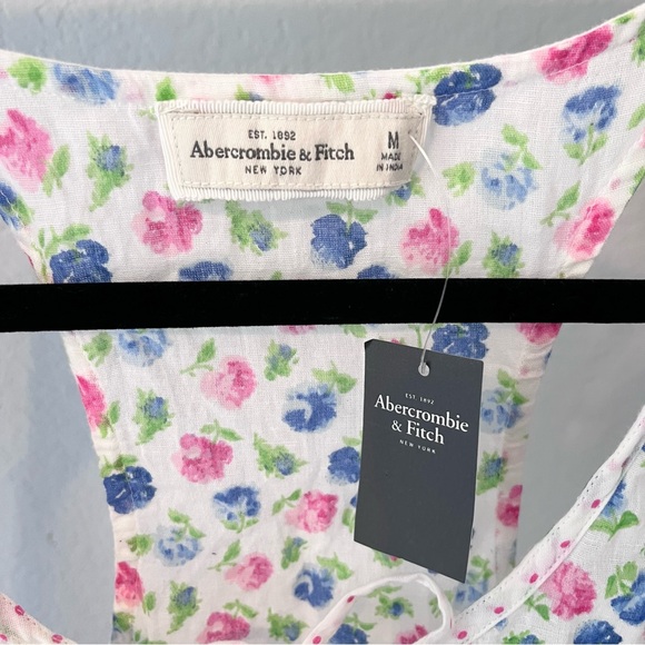 ABERCROMBIE & FITCH White Pink Blue Floral Tank Top Medium NWT - Picture 7 of 9